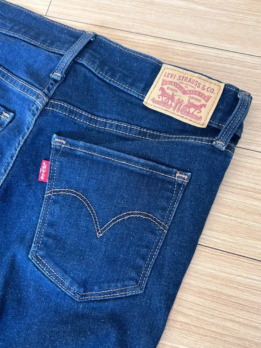 여성/LEVIS/진청바지/스키니